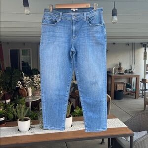 Eileen Fisher cropped blue jeans size 8